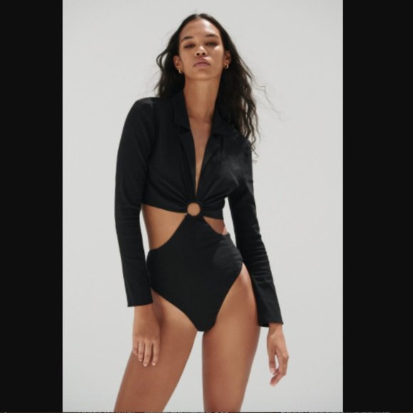 BLOGGER'S FAVE! Zara Black Cut Out Bodysuit Sz L NWOT - Picture 6 of 14